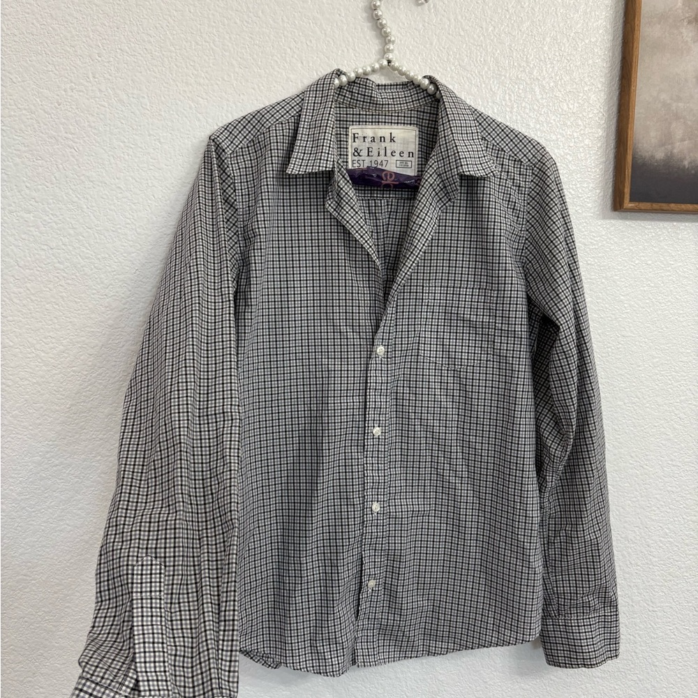 Frank & Eileen | Black, Blue & White Checkered Button Down | Size M